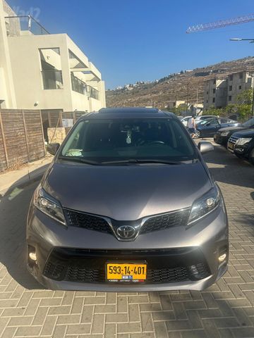טויוטה סיינה