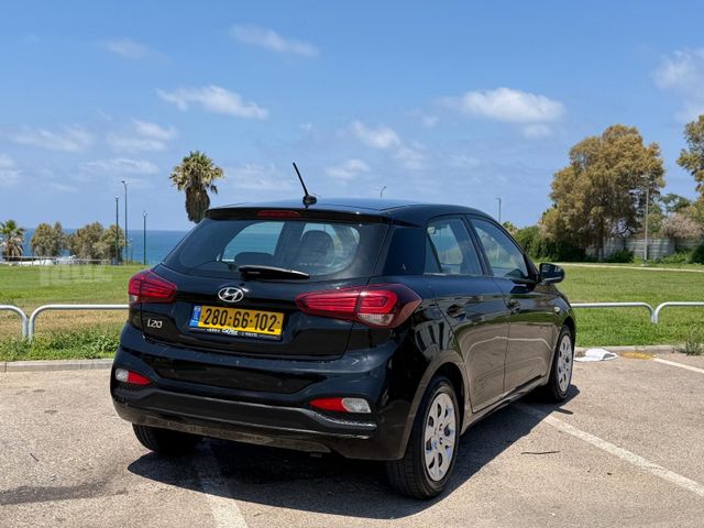 יונדאי i20