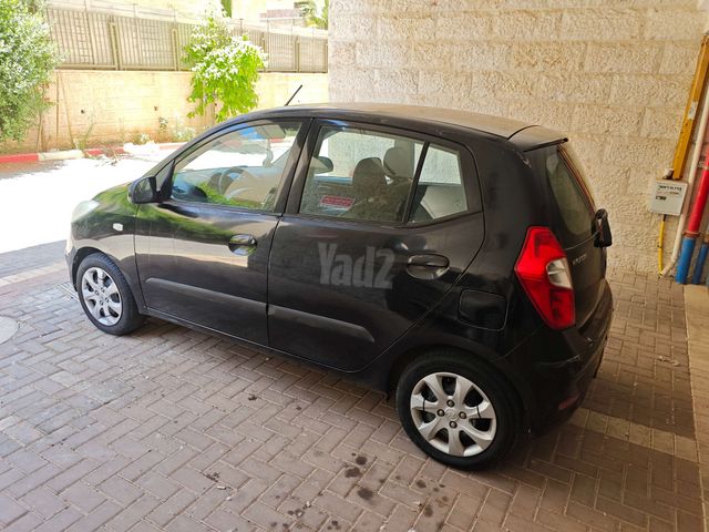 יונדאי i10