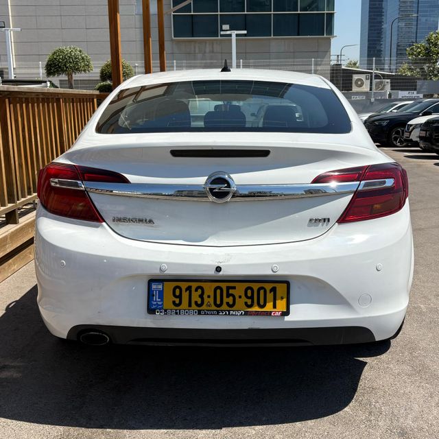 אופל אינסיגניה