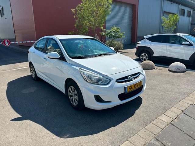 יונדאי אקסנט i25