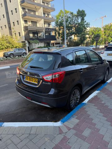 סוזוקי קרוסאובר