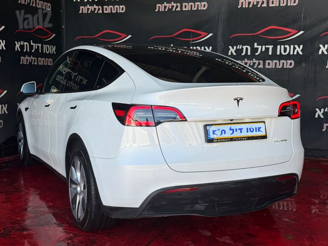 טסלה מודל Y