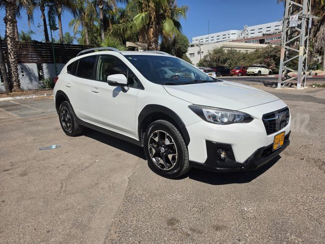 מודעת רכב סובארו XV