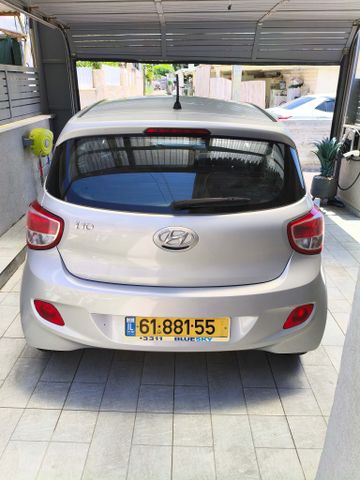 יונדאי i10