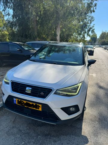 מודעת רכב סיאט ארונה