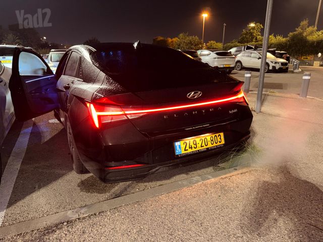 יונדאי אלנטרה