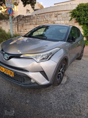 טויוטה C-HR