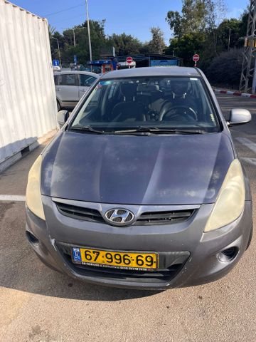 יונדאי i20