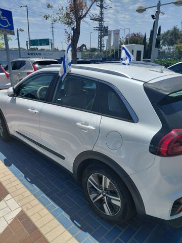 קיה נירו