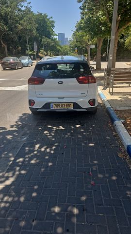 קיה נירו