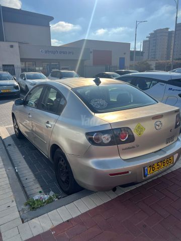 מאזדה 3