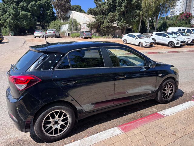 מודעת רכב יונדאי i20