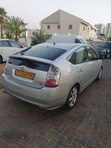 מודעת רכב טויוטה פריוס