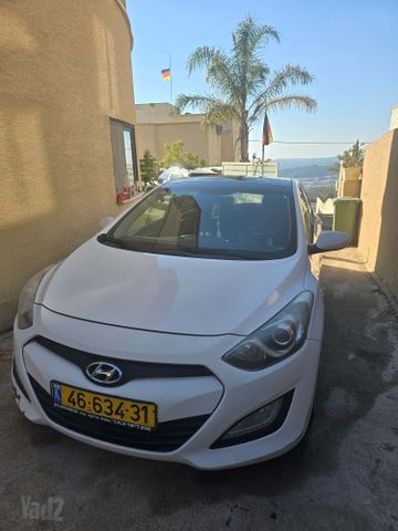 יונדאי i30