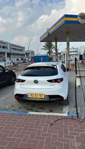 מאזדה 3