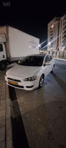 מיצובישי לנסר