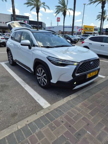 טויוטה קורולה קרוס