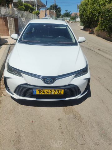 טויוטה קורולה