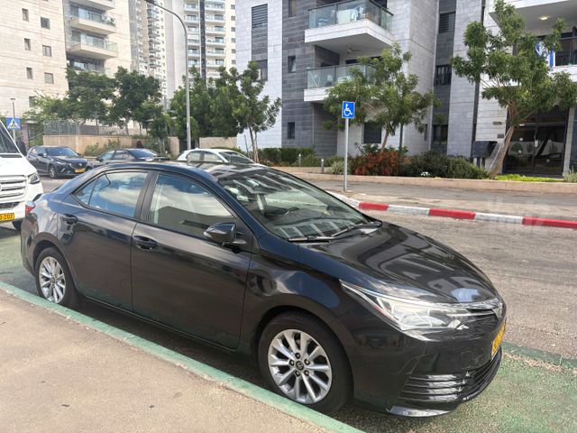 טויוטה קורולה