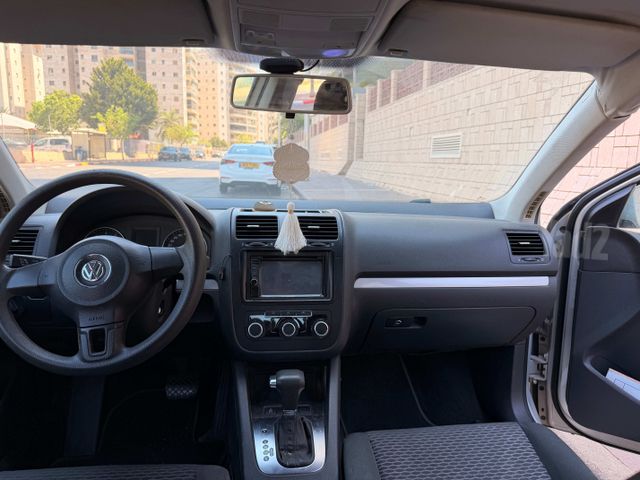 מודעת רכב פולקסווגן ג'טה