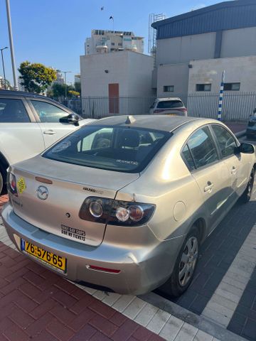 מאזדה 3