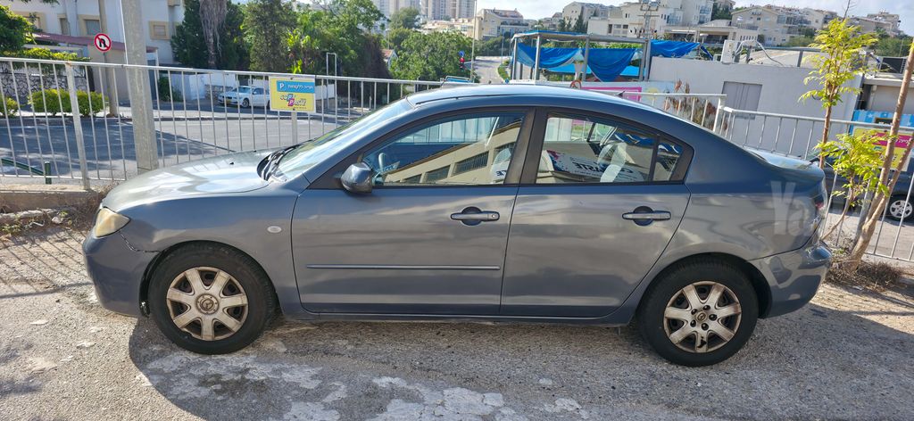 מאזדה 3