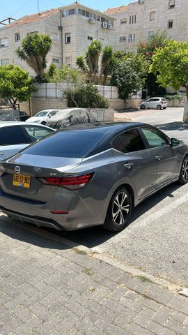 ניסאן סנטרה