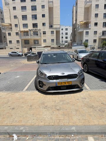קיה נירו