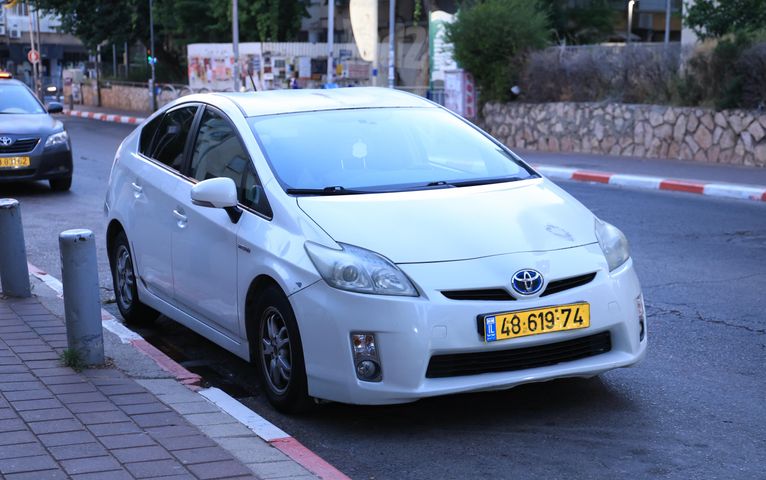 טויוטה פריוס
