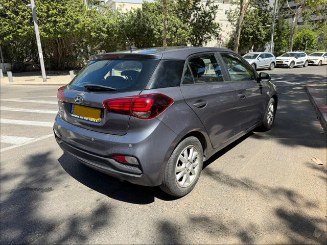 יונדאי i20