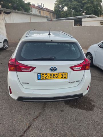 מודעת רכב טויוטה אוריס
