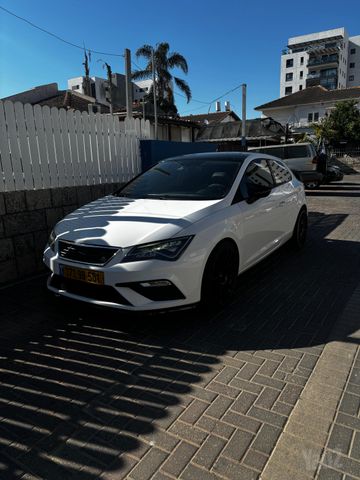 סיאט לאון