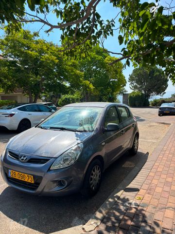 יונדאי i20