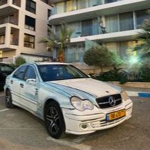 מודעת רכב מרצדס-בנץ C-class