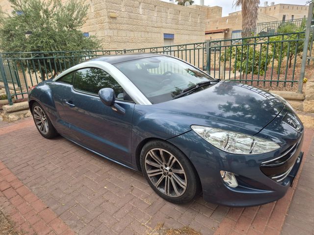 פיג'ו RCZ