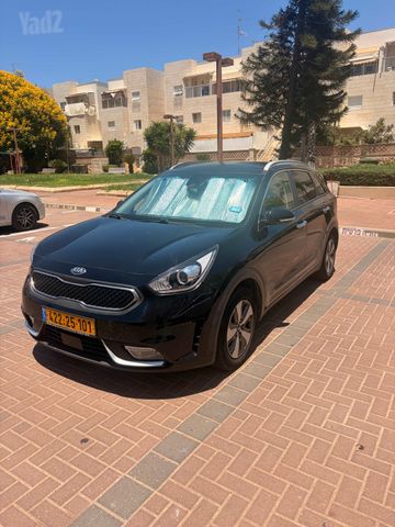 קיה נירו