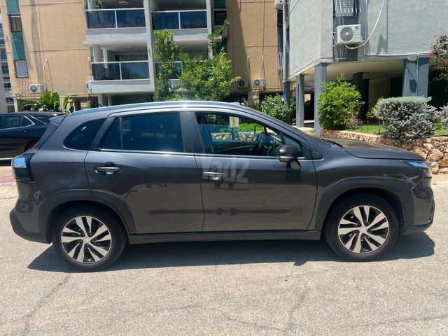 סוזוקי S-Cross