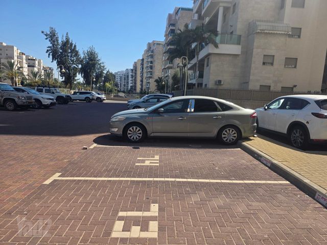 פורד מונדאו