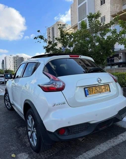 ניסאן ג'וק