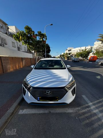 יונדאי איוניק
