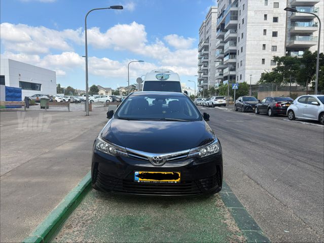 טויוטה קורולה