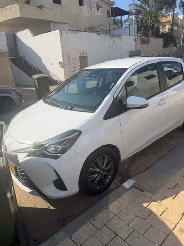מודעת רכב טויוטה יאריס