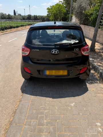יונדאי i10