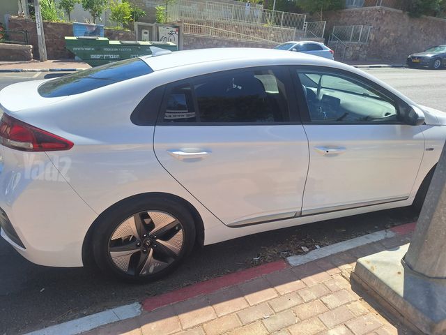 מודעת רכב יונדאי איוניק