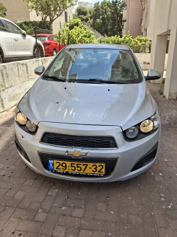 שברולט סוניק