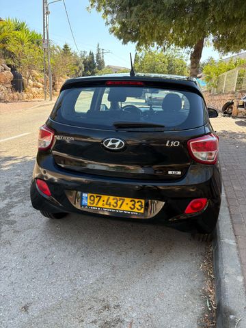 יונדאי i10
