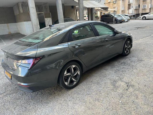 יונדאי אלנטרה