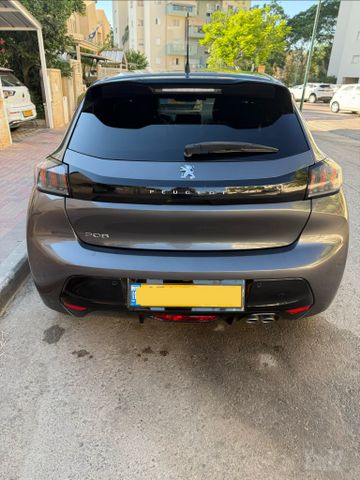 פיג'ו 208