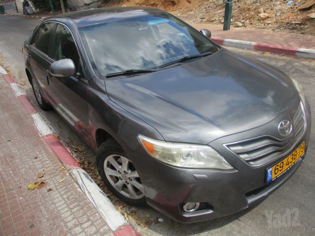 מודעת רכב טויוטה קאמרי